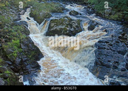 Fällt der Feugh Brücke von Feugh Banchory Aberdeenshire Schottland August 2008 Stockfoto