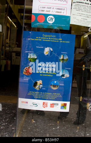 Kerntechnischen Gesellschaft Plakat in Bergerac, Gers, südlichen Frankreich Midi-Pyrénées Stockfoto