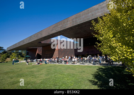 de Young Museum Barbro Osher Sculpure Garten und Café Golden Gate Park in San Francisco Kalifornien Stockfoto