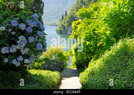 Eine atemberaubende Aussicht auf den Comer See aus der schönen Villa del Balbianello am Comer See, Italien Stockfoto