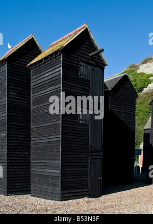 Die Net Geschäfte auf dem Stade in Hastings in Sussex. Stockfoto