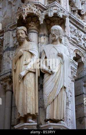 Statuen in Chartres Kathedrale Eure et Loir Frankreich Stockfoto