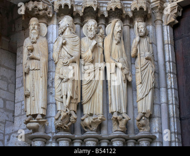 13. Jahrhundert Statuen von Melchizedek, Abraham, Moses, Samuel und David, Chartres Kathedrale Eure et Loir Frankreich Stockfoto