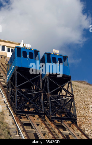 Fischers gehen Cliff Railway in Boscombe, Bournemouth Stockfoto