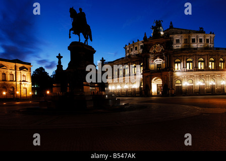 Dresden in der Nacht, Semperoper dresden deutschland, Stockfoto