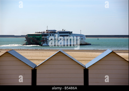 Speedferries verlässt Boulogne für Dover 2008 Stockfoto