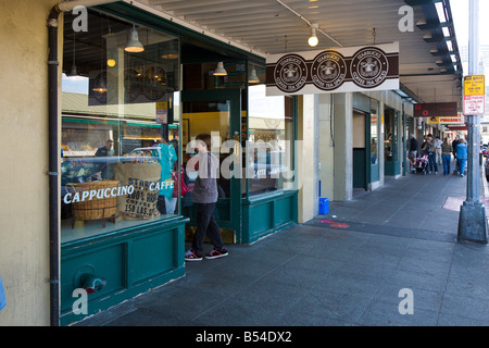 Außenseite des ersten original Starbucks Coffee Shop in Seattle, Washington Stockfoto