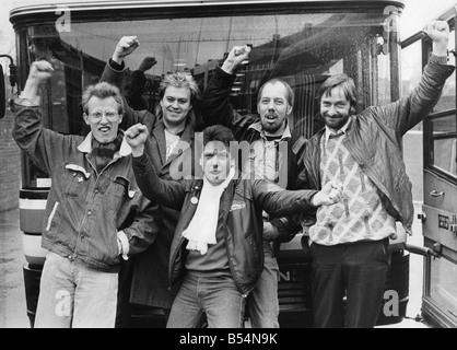 Die Einführung von Lindisfarne s große Tournee mit Band-Mitglieder links nach rechts Ray Laidlaw Steve Daggett Marty Craggs Rod Clements und Alan Hull 14 11 86 Stockfoto