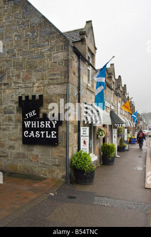 Whisky Castle Shop Gewerbeeinheit in Tomintoul, Schottland, Vereinigtes Königreich Stockfoto