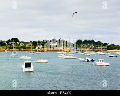 Blick über den Hafen von Larmor-Baden Morbihan Bretagne Frankreich Europa Stockfoto