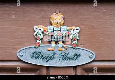 Gruess Gott Schild an einer Tür in Rothenburg Ob der Tauber-Bayern-Deutschland Stockfoto