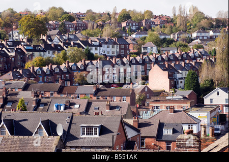 Dichte gemischte Wohnsiedlung halb freistehend und Reihenhaus in Sheffield "Great Britain" Stockfoto