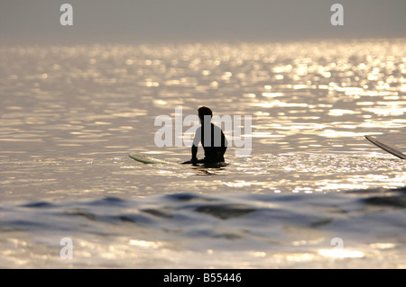 Surfer Rest Bay Porthcawl Mid Glamorgan Südwales Stockfoto