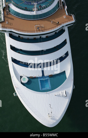 Princess Cruise Seeschiff Owned von Princess Cruises verlassen Southampton UK Stockfoto