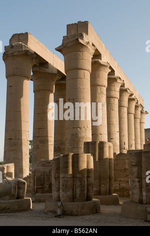 Processional Kolonnade des Amenhotep III. im Luxor Tempel von Theben befindet sich am Ostufer des Nils in Luxor Ägypten Stockfoto