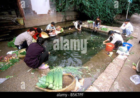 Jade-Drachen-Frühling-Lijiang-Kunming-china Stockfoto