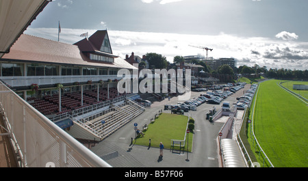 CHESTER RACECOURSE BEKANNT ALS DIE ROODEE Stockfoto