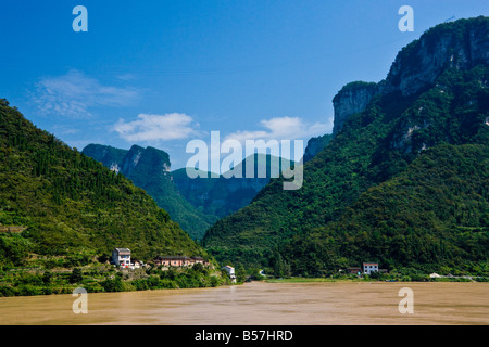 XiLing Schlucht Yangzi Fluss Sandouping bis Yichang flussabwärts von drei Schluchten Damm China JMH3457 Stockfoto