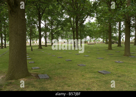 Langemarck deutschen Friedhof in Ypern auffallende, ersten Weltkriegs in Flandern, Belgien Stockfoto