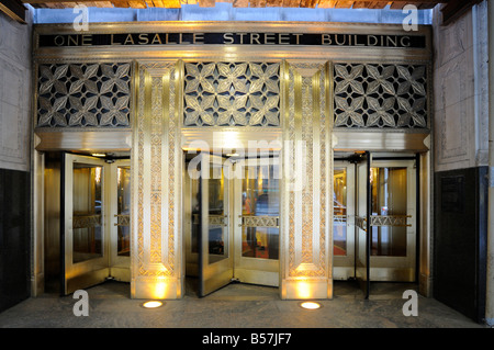 Haupteingang zum One North LaSalle Gebäude. LaSalle Street. Die Schleife. Chicago. Illinois. USA Stockfoto