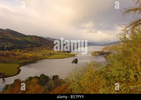 Morgendämmerung über Loch Tummel aus Queens View, Perth und Kinross, Schottland, Vereinigtes Königreich, Europa Stockfoto