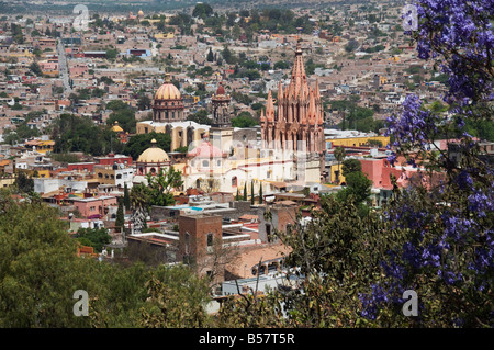 Blick vom Mirador in La Parroquia Kirche, San Miguel de Allende (San Miguel), Bundesstaat Guanajuato, Mexiko, Nordamerika Stockfoto