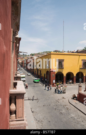 Straßenszene, San Miguel de Allende (San Miguel), Bundesstaat Guanajuato, Mexiko, Nordamerika Stockfoto