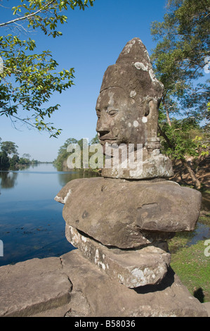 South Gate Eingang zum Angkor Thom, Angkor, UNESCO-Weltkulturerbe, Siem Reap, Kambodscha, Indochina, Südostasien, Asien Stockfoto