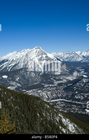 Ausblick auf Banff und Bow Valley, Banff Nationalpark, Alberta, Kanada Stockfoto