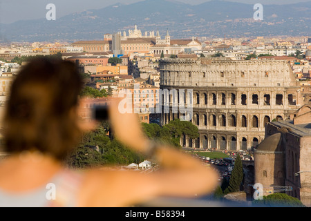 Blick vom Altare della Patria Kolosseum, Rom, Latium, Italien, Europa Stockfoto