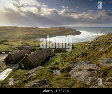 Schwarz Häuser Dorf, restauriert, Garenin (Gearannan), Isle of Lewis, äußeren Hebriden, Schottland, Vereinigtes Königreich, Europa Stockfoto
