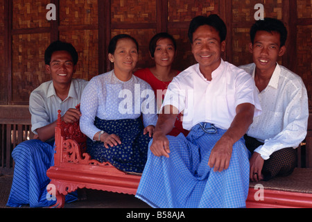 Birmanischen Familie Bagan Pagan Myanmar Burma Asien Stockfoto