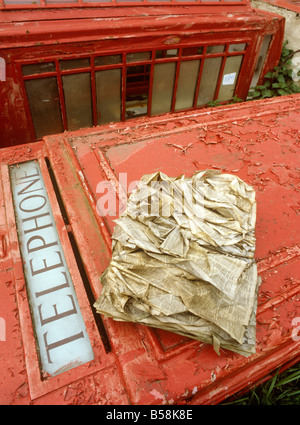 UK England Essex Fyfield redundante K6 Telefonzellen warten auf Verkauf im Bereich Stockfoto