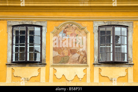 Gemaltes Haus, Wandbild, Schloss-Hügel, Buda, Old Town, Budapest, Ungarn Stockfoto