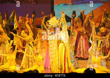 Tang-Dynastie Tanz und Musik-Show im Sonnenschein Grand Theatre, Xian Stadt, Provinz Shaanxi, China Stockfoto