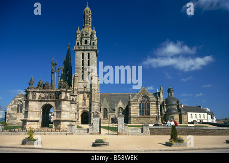 Pfarrei schließt Pleyben Finistere Bretagne Frankreich Europa Stockfoto