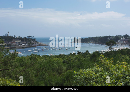 Benodet, ein beliebtes Segeln Resort am Fluss l'Odet Mündung, Finistere, Bretagne, Frankreich, Südeuropa Stockfoto