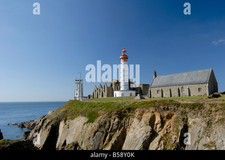 Saint Mathieu Leuchtturm und zerstörten Abtei, Bretagne, Frankreich Stockfoto