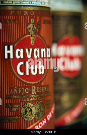 Flaschen Havana Club Rum, Kuba, Karibik, Mittelamerika Stockfoto