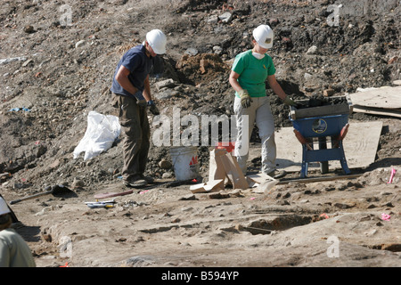 Archäologen Ausgrabungen Lumpkins Slave Gefängnis in Richmond Virginia Stockfoto