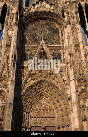 Nahaufnahme von der Kathedrale von Rouen Haute Normandie Frankreich N Boyd Stockfoto