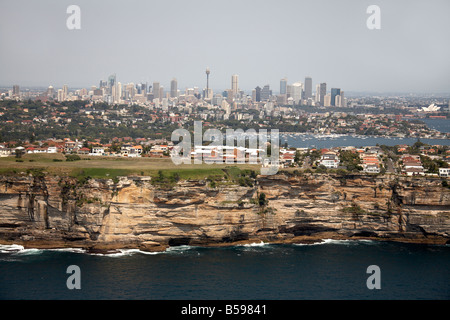 Luftbild östlich Dover Heights Rose Bay und Stadt Wolkenkratzer im Hintergrund Sydney NSW Australia hohe schräg Stockfoto