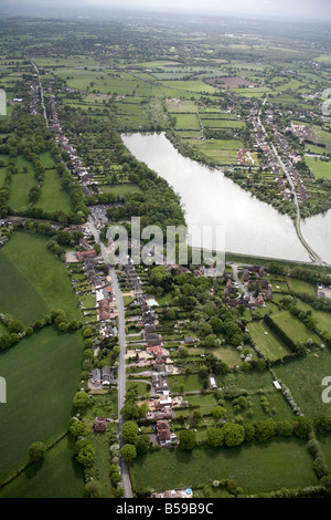 Luftbild Südwesten Seen s Häuser Land Felder Malthouse La Shutt La Earlswood Tanworth in Arden Warwickshire B9 Stockfoto