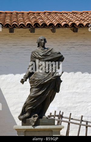 König Carlos die dritte Spanien Statue El Presidio de Santa Barbara State Historic Park in Santa Barbara, Kalifornien USA Stockfoto