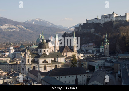 Ansicht von Salzburg aus dem Monchsberg, Salzburg, Österreich, Europa Stockfoto