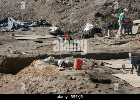 Archäologen Ausgrabungen Lumpkins Slave Gefängnis in Richmond Virginia Stockfoto