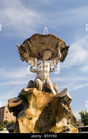 Italien älteren Brunnen in Rom Stockfoto