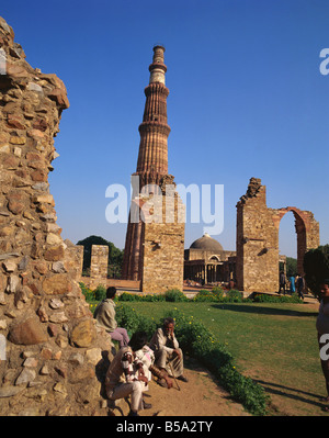 Qutb Minar, UNESCO-Weltkulturerbe, Delhi, Indien Stockfoto