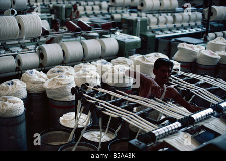 Modernisierte Baumwollspinnerei in Ahmedabad Manchester von Gujarat Indien Ostasien Stockfoto