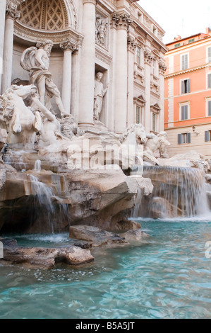 Italien älteren Brunnen Trevi in Rom Stockfoto